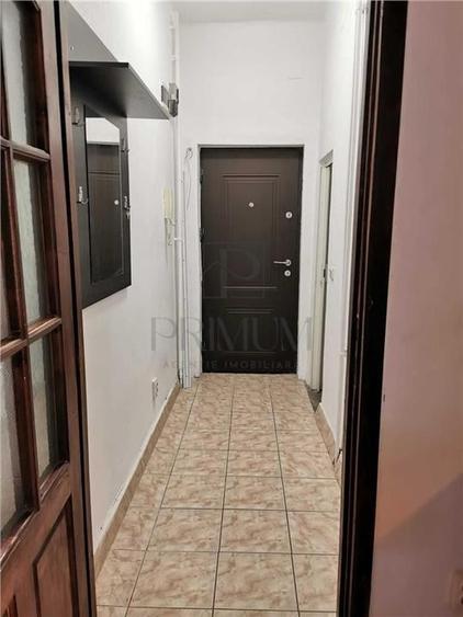 Apartament 1 camera-Decomandat-Central-Medicina-Centrala proprie - 5