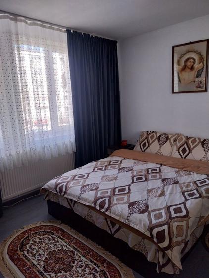 Apartament de vanzare - 4