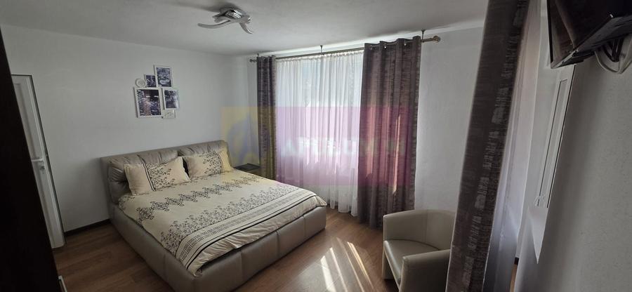 Vila de vânzare cu 8 camere și garaj in Busteni - 38