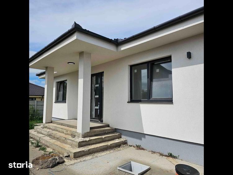 Casă cu 4 camere cu Teren 421 Mp în Oncea
