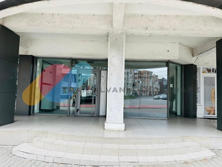 Spatiu de Inchiriat, 110 Mp, vitrina la strada, zona Piata Cipariu - 2