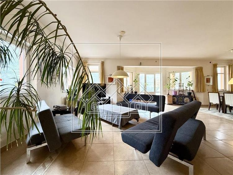 Casa de vanzare in Sibiu, individuala - 418 mp - teren 1.338 mp - 7