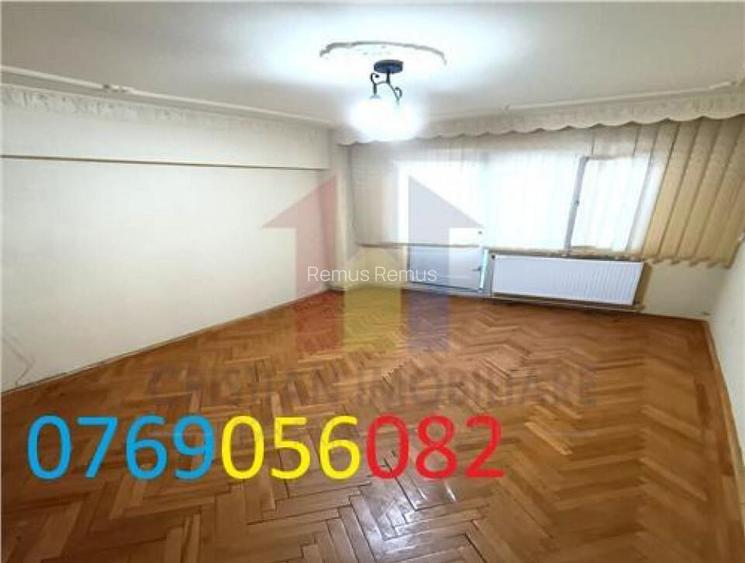 2 camere etaj 2, confort 1 decomandat, Spatios, Calarasilor 2 camere etaj 2, confort 1 decomandat, Spatios, Calarasilor