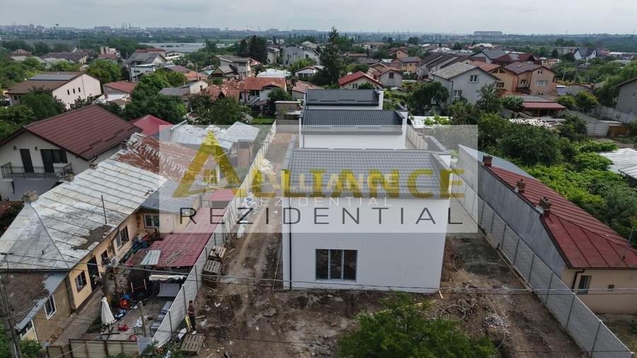 Casă individuală cu 5 camere cu Canalizare în Central