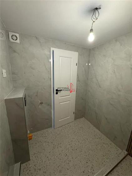 Apartament cu 2 camere decomandat în Tei