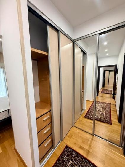 Apartament cu 3 camere, mobilat în Iancu Nicolae