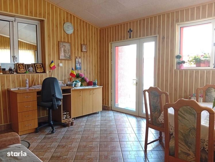 Casă cu 4 camere în Fortuna