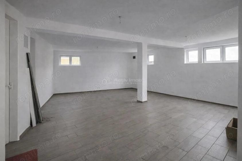 Spațiu comercial, de 836 mp, în Central