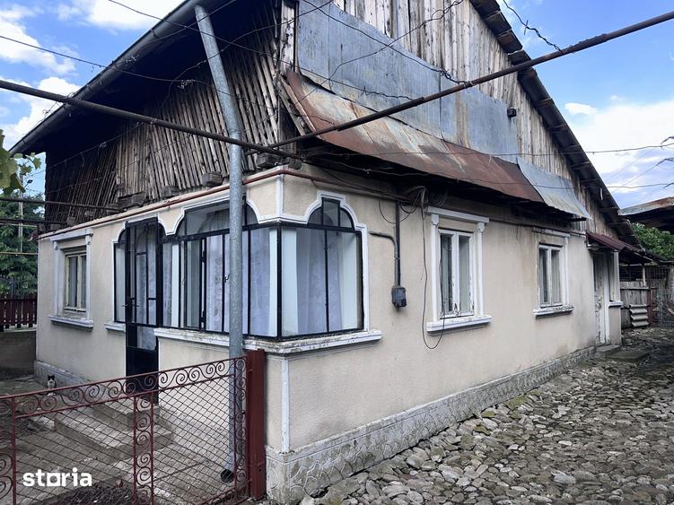 Casă cu 3 camere cu Teren 790 Mp în Doicești
