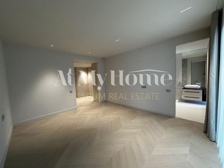 Apartament cu 4 camere decomandat în Kiseleff