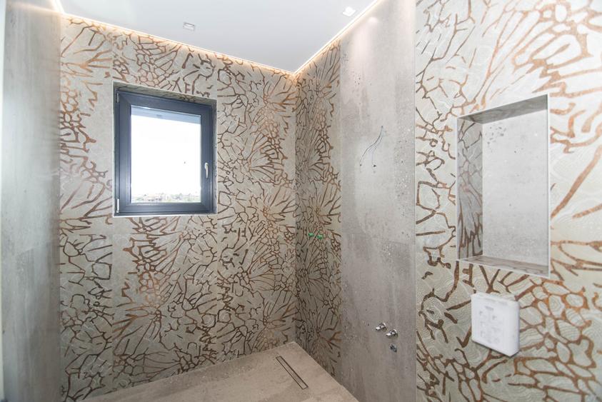 Apartament cu 4 camere în Trivale