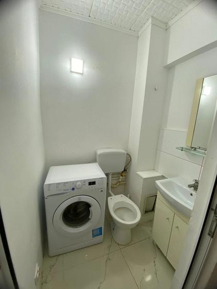 Vand apartament cu 3 camere in Navodari - 2