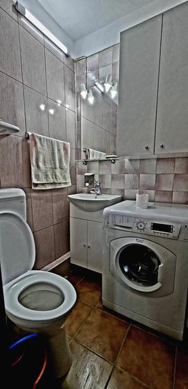 Apartament cu 3 camere decomandat în 13 Septembrie