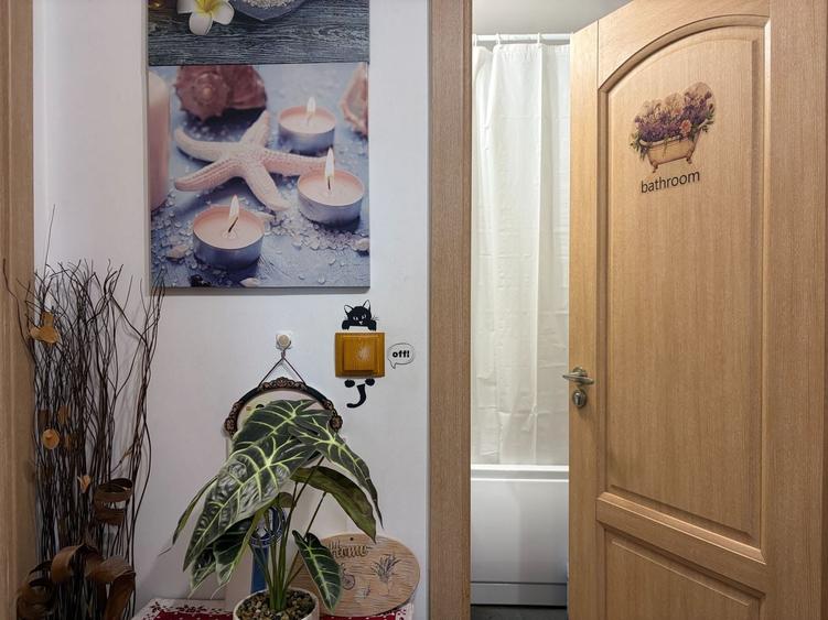 Apartament cu 2 camere decomandat, mobilat în Șura Mare