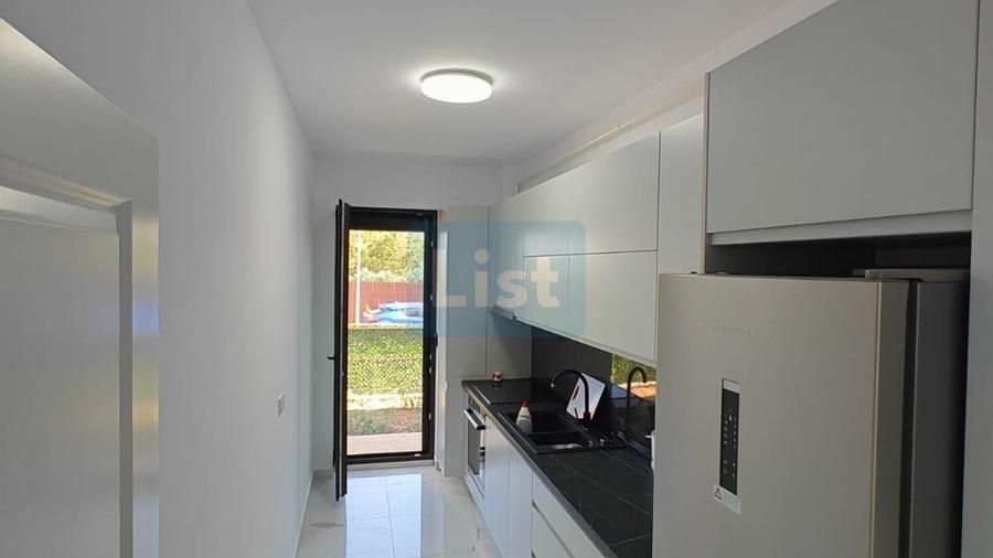 Apartament cu 2 camere decomandat în Galata