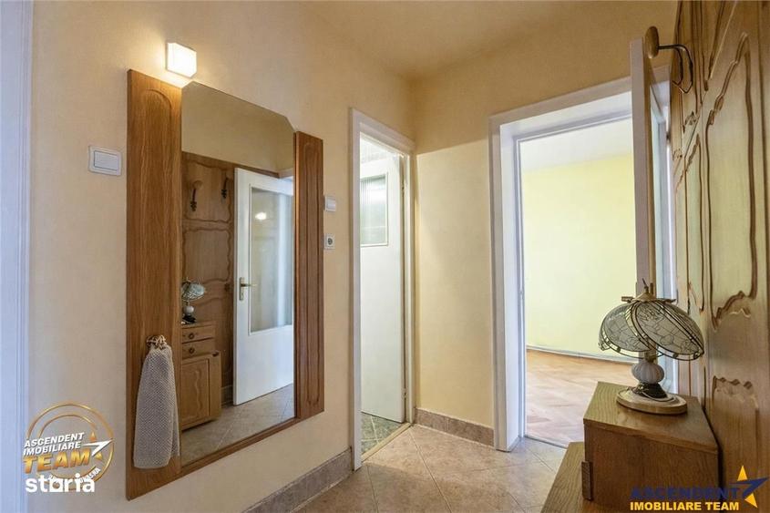 Apartament cu 4 camere în Sânzieni