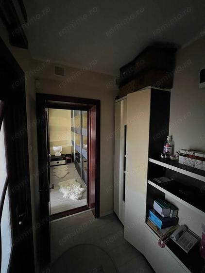 Apartament cu 4 camere decomandat în Mazepa 1