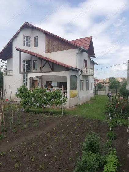 Casă cu 4 camere în Turda