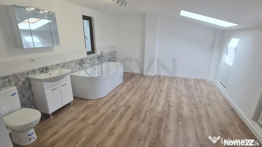 Casă cu 7 camere cu Teren 277 Mp în Pache Protopopescu