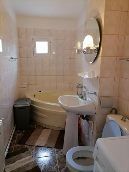 Apartament cu 2 camere decomandat, mobilat în Răcădău