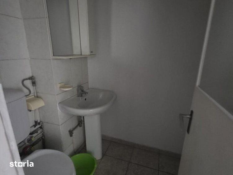 Apartament cu 3 camere în Dristor