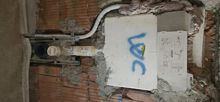 De vanzare casa P+M+ Pod in Ploie?ti cartier Nuci - 2