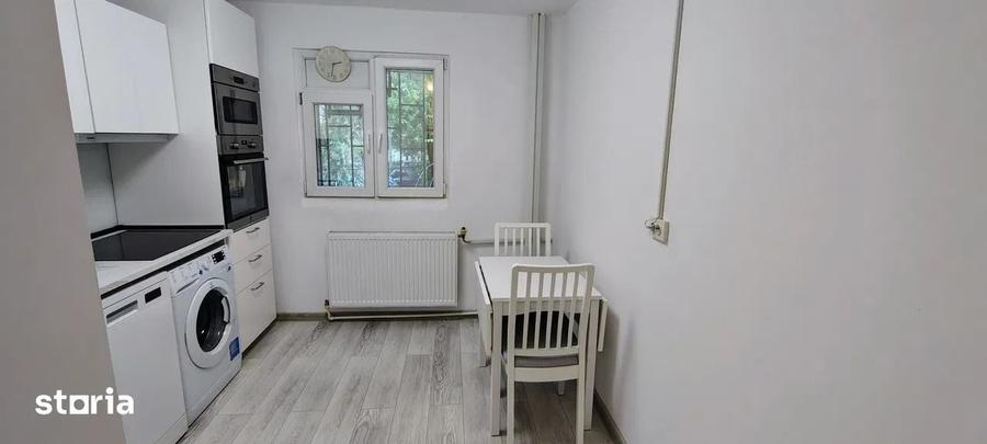 Apartament cu 2 camere decomandat, mobilat în Moșilor