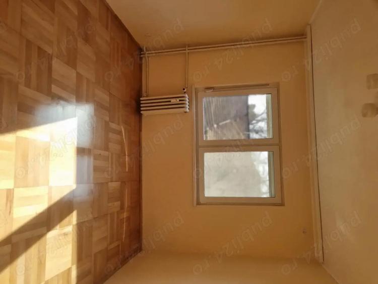 Apartament 2 camere,et.1, zona Boul Rosu,calea Romanilor - 1