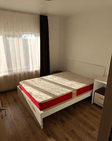 Apartament 4 camere etaj 1 , C.Moldovei - 8