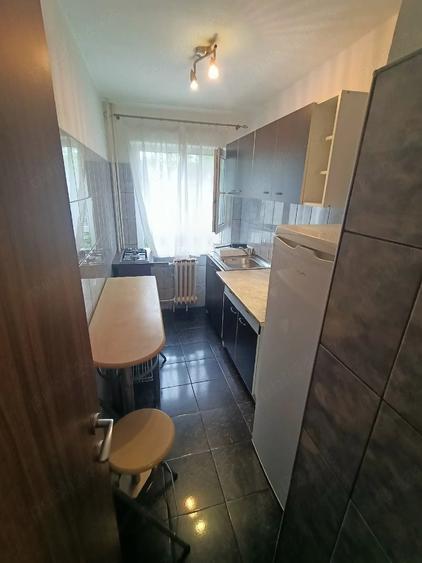 Sagului-Profi,35 mp, Decomandat,Liber, Merita Vazut,240 E - 2