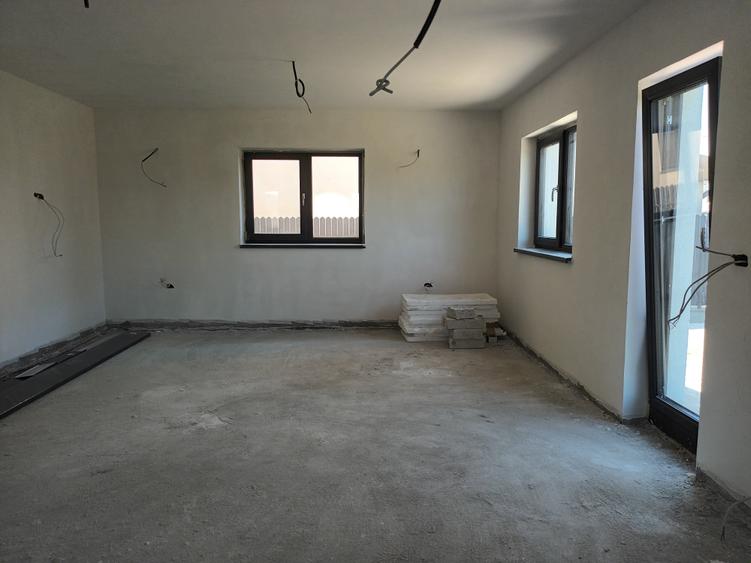 Casa noua, P+E, 5 camere, 2 bai, terasa, teren 400mp, in Lilieci, strada Rozelor - 4