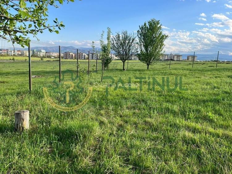 Teren intravilan de vânzare – 440 mp, împrejmuit, Sibiu