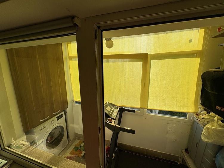 De vanzare / 3 camere / 2 balcoane / 2 bai - 215.000 Euro - 8