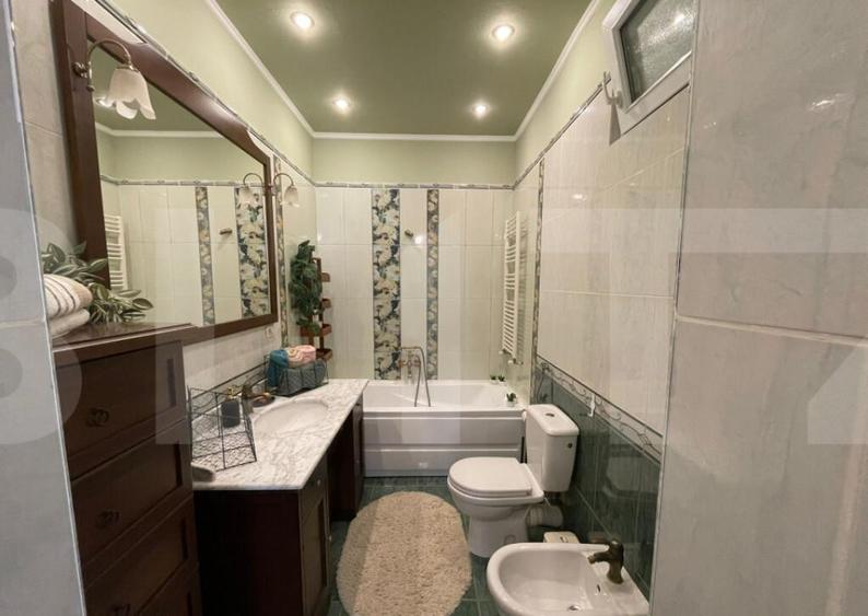 Apartament 3 camere, 132 mp, Pia?a Liberta?ii - 1