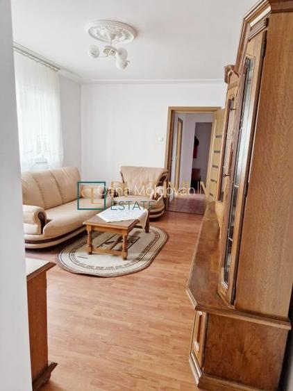 P4560 Apartament cu 3 camere, zona Gheorghe Lazar P4560 Apartament cu 3 camere, zona Gheorghe Lazar