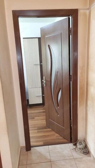 Persoana fizica vand apartament cu 3 camere in cluj manastur - 1