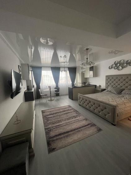 Inchiriez apartament 40 mp,Central Park 2, etaj 2 - 3