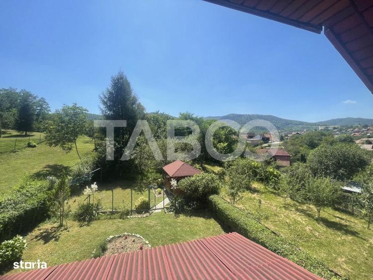 Casă cu 4 camere cu Teren 140 Mp în Central