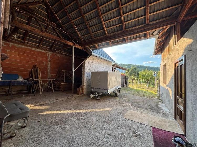 CASA IN COMUNA LAZARENI/ TEREN 6.754 MP/ CASA 143 MP/ CURENT TRIFAZIC - 12