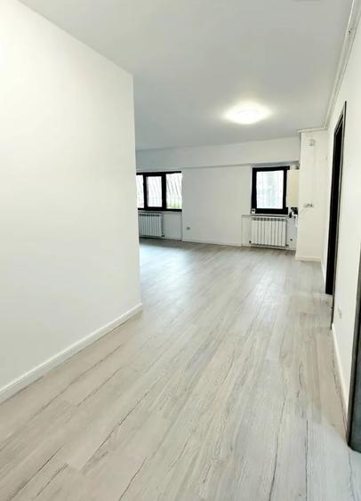 Gara - 2 Camere decomandate 57mp utili, etaj Parter, Constructie 1989 - 5