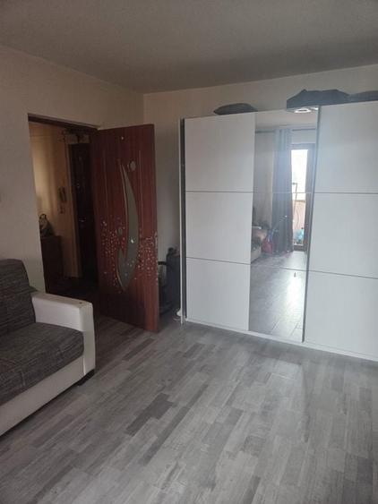 APARTAMENT 2 CAMERE DECOMANDAT ZONA TOMIS 3 - 3