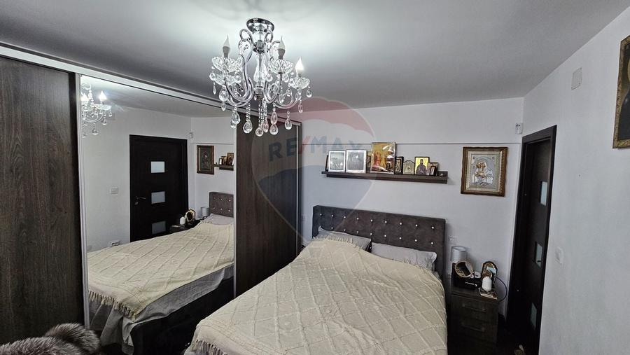 Apartament luminos, complet renovat – 2 camere, Târgu Neamț - 1