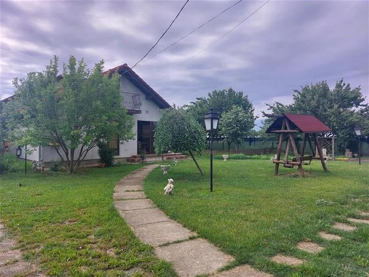 Casa cu mansarda in Sanpaul - 1