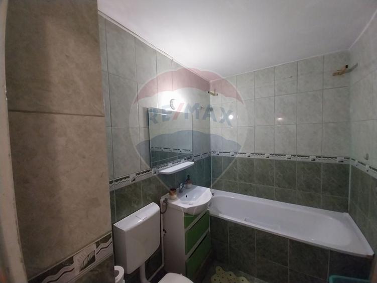Apartament 2 camere decomandat in Rovine - Penny - 11