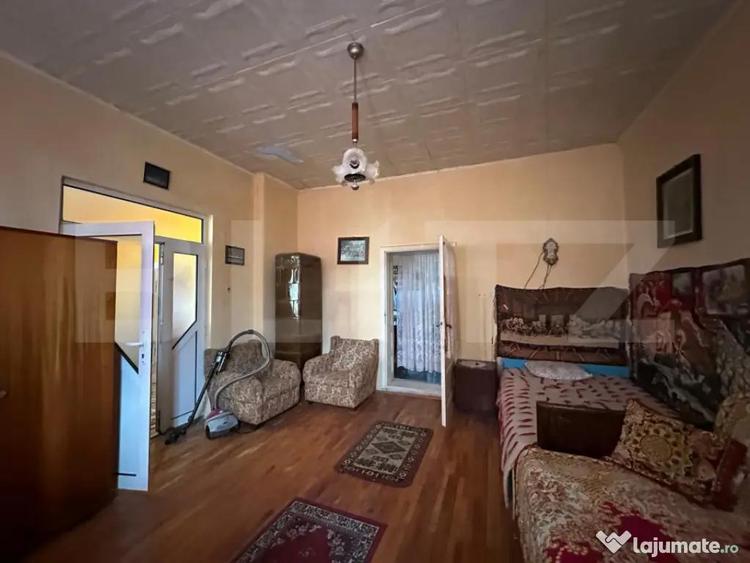 Casa de vanzare cu 3 camere aproape de Baile Sarate - Oc - 2
