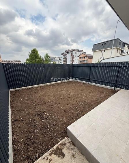 Apartament 3 camere LA PARTER - cu terasa, balcon ?i curte privata Apartament 3 camere LA PARTER - cu terasa, balcon ?i curte privata
