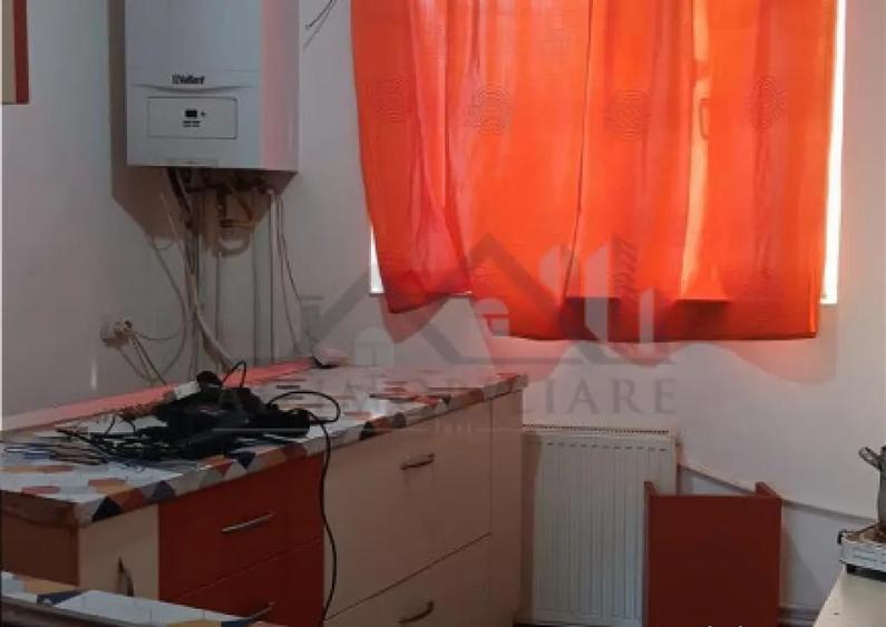 Tatarasi zona Piata Chirila teren 576mp cu casa si anexe (pr - 3