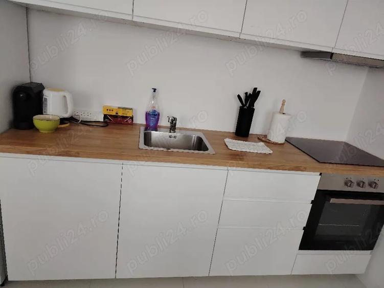 Apartament cu 3 camere decomandat în Exterior Vest