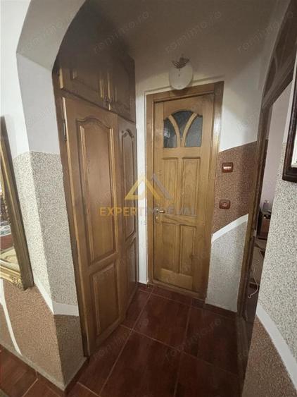 Apartament 4 camere 84 mp utili pretabil pentru investitie sau locuit - 1