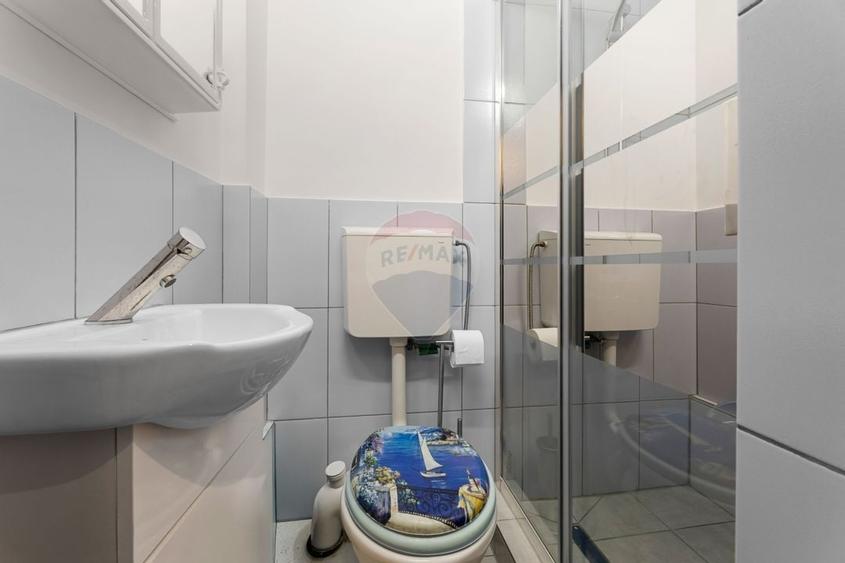 Apartament la casa cu 3 camere intr-o zona centrala - 8